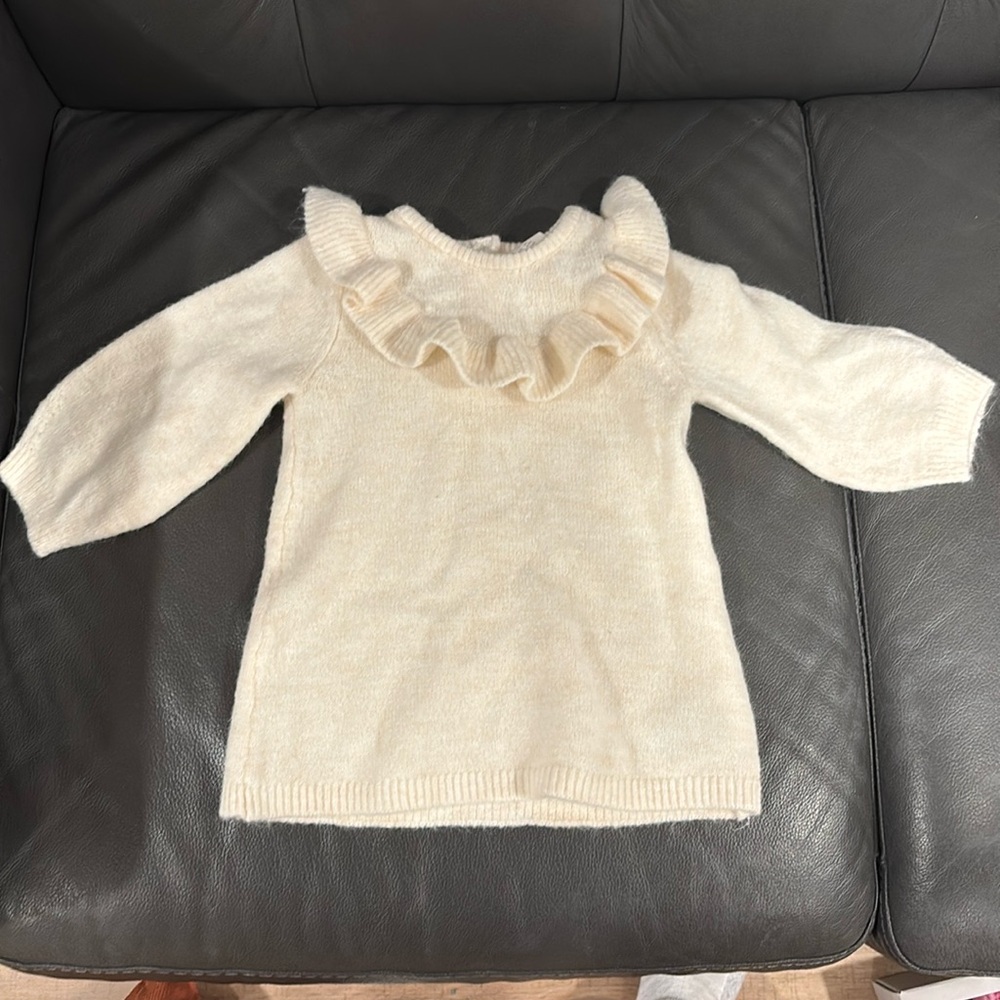 H&M Ruffled collared sweater dress 9M